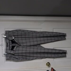 Abercrombie & Fitch Black and White Plaid Pants
